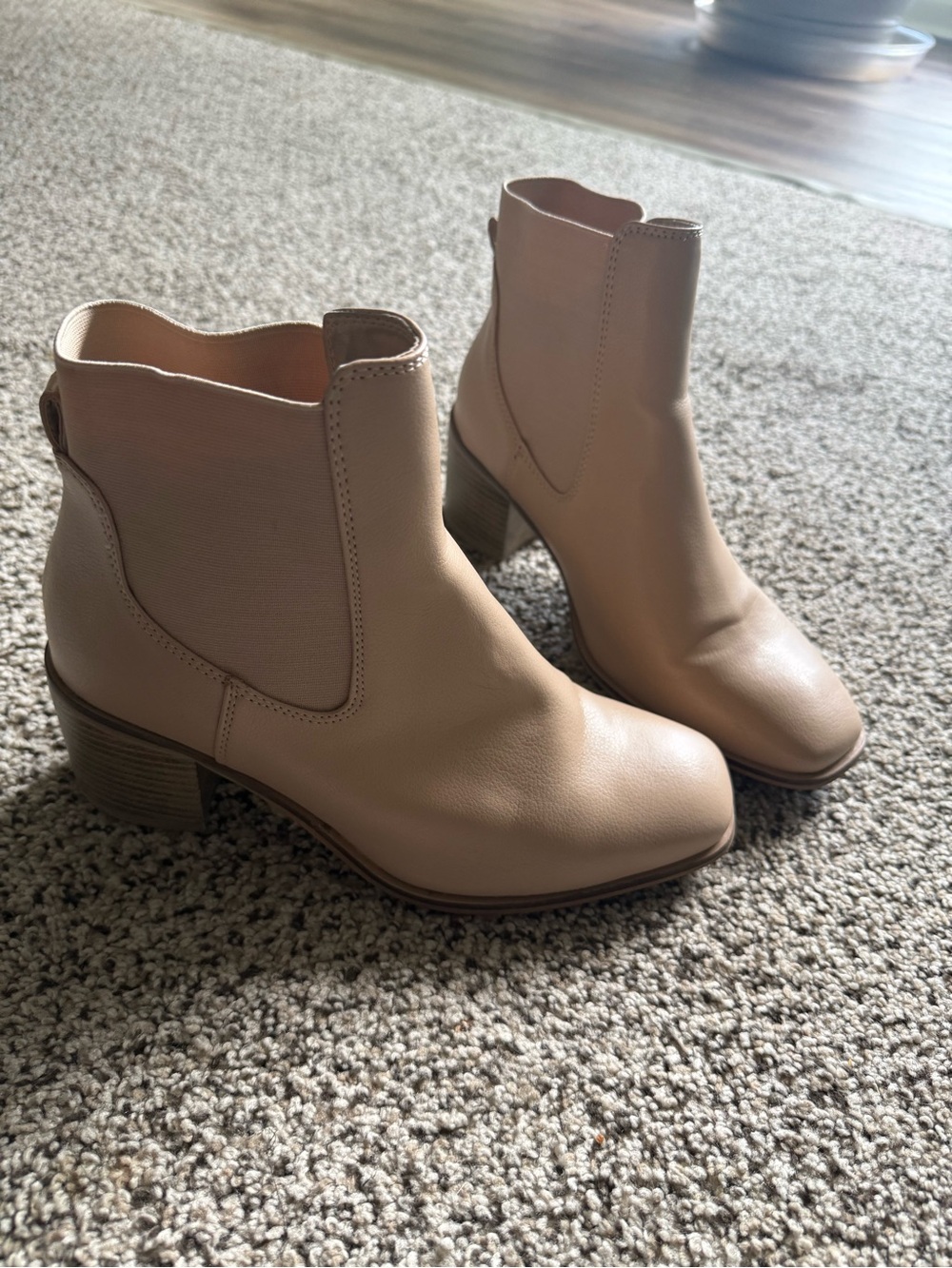 Women’s Ankle Boots in Nude Beige – Classic Chelsea Heel